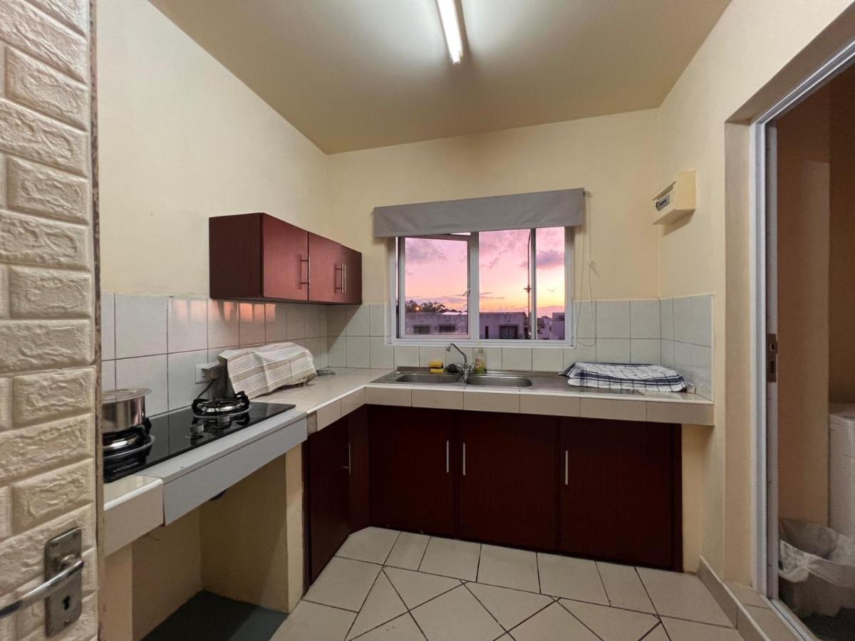 Sapphire 202 TWO ROOM APARTMENT - 4