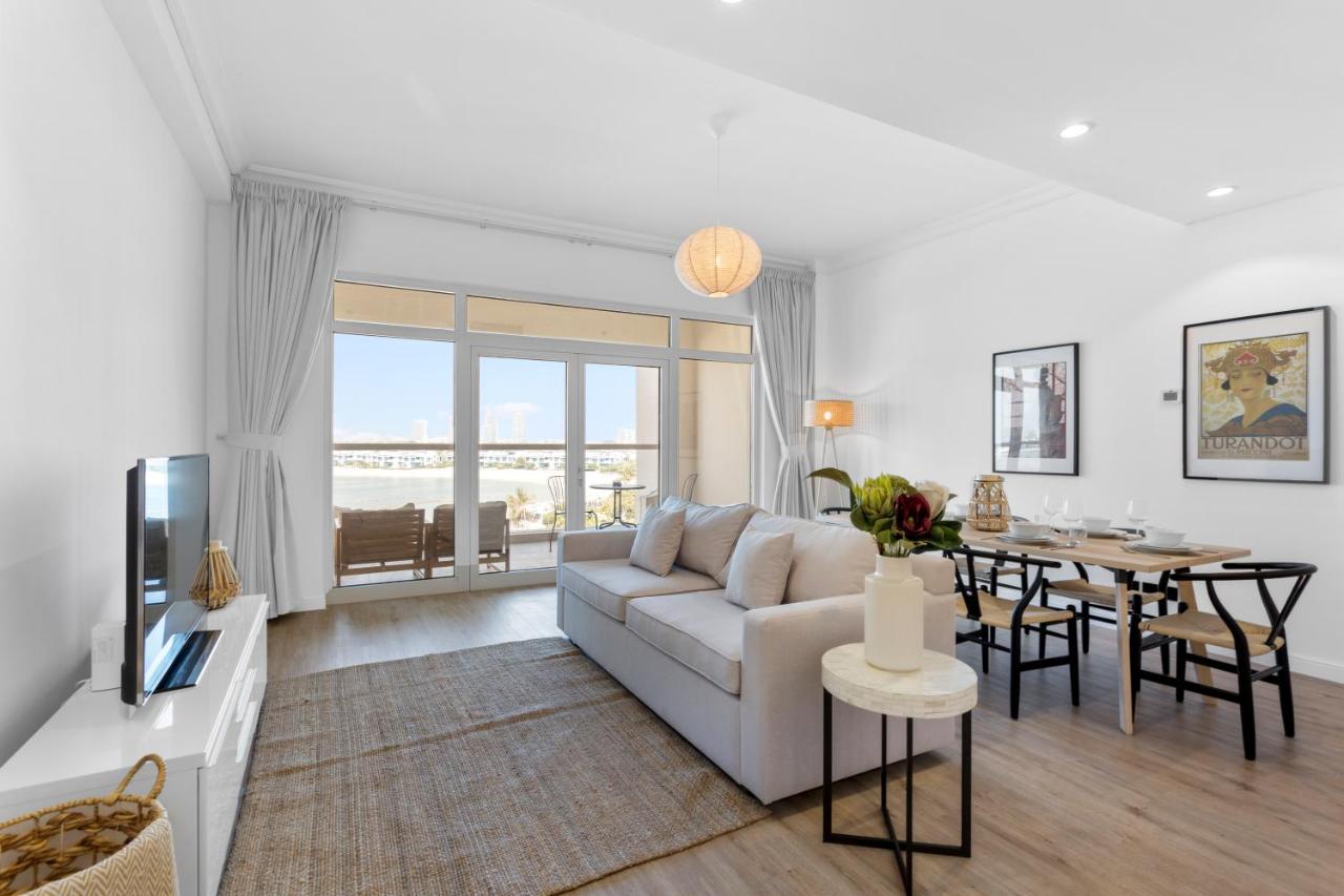 Exquisite 1BR with Private beach in Palm Jumeirah