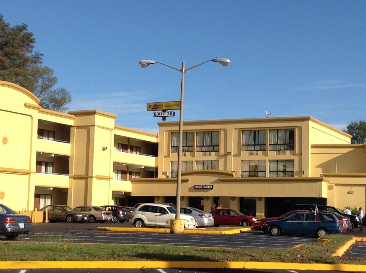 Diamond inn — photo 10