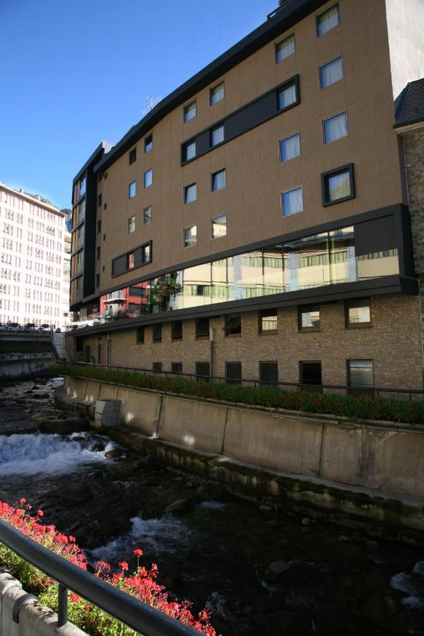 Hotel Metropolis photo