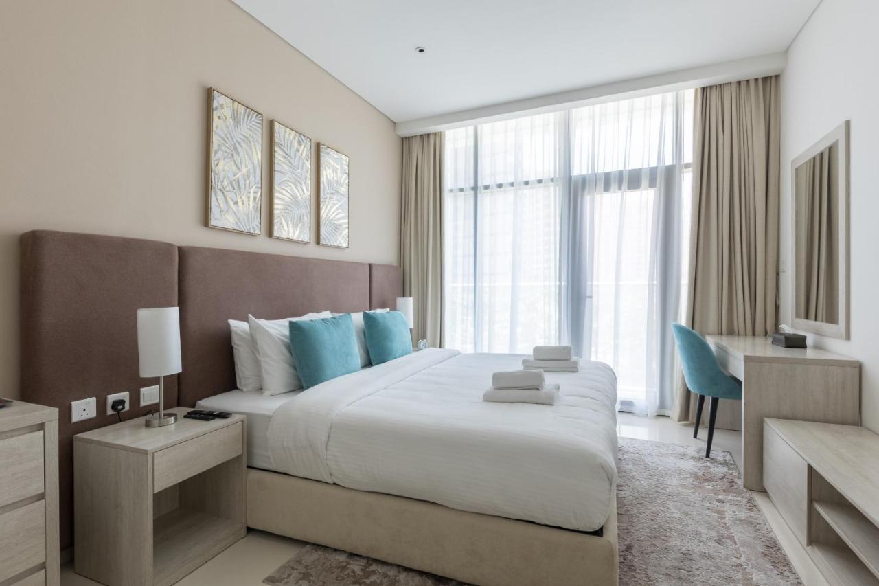 Chic Palm Studio with Infinity Pool - 2