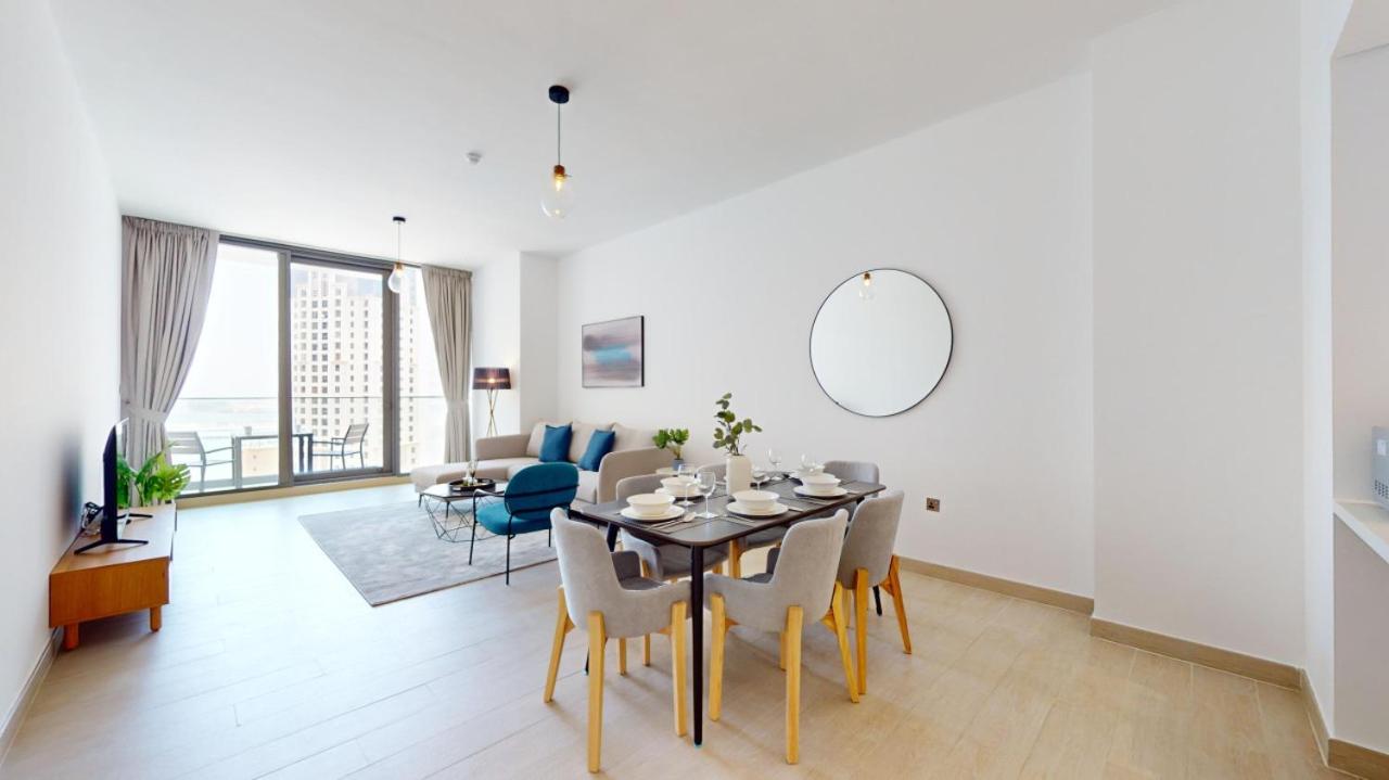 Vacationer Holiday Homes I Spacious Two Bedroom I Liv Residences - 5