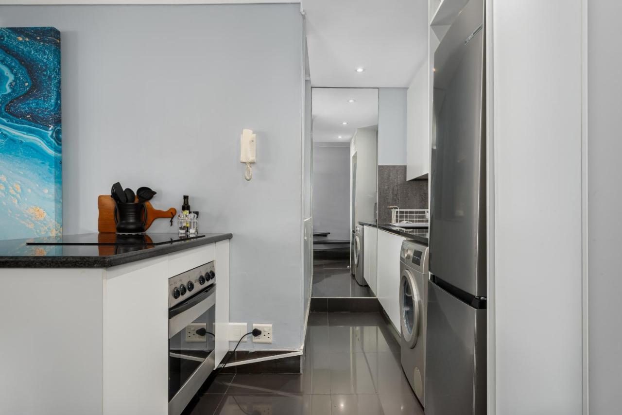 Adderley Terraces K03 - 4