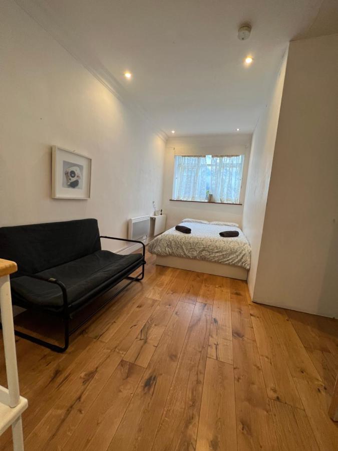 2 bed, 2 bath 1 min from Paddington station - 2