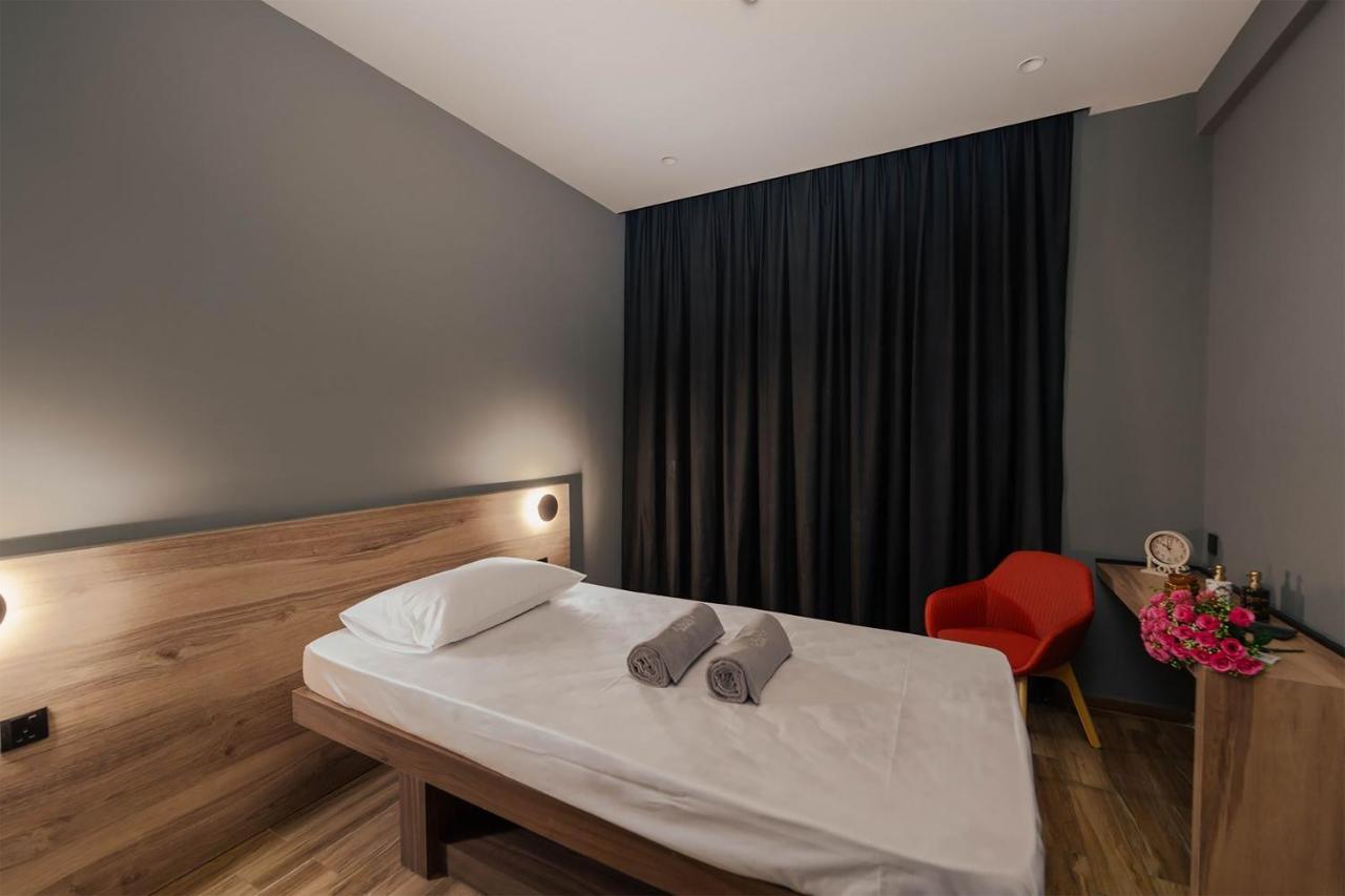 Kingsgate Al Jaddaf Hotel by Millennium - 5