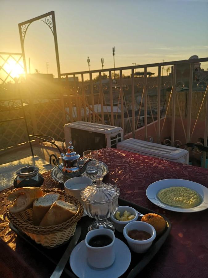 El Boussouni Hostel - 4