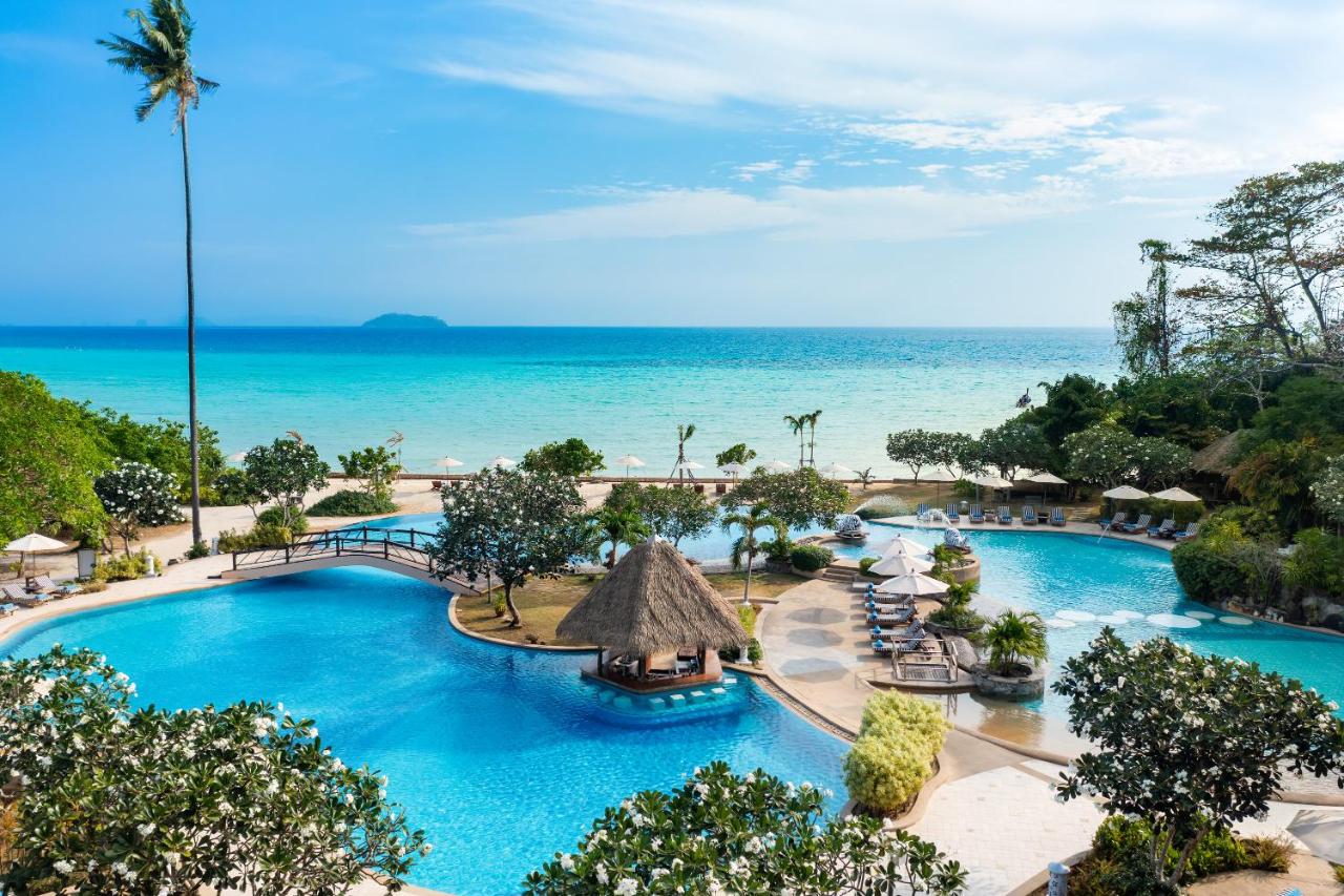 saii phi phi island village