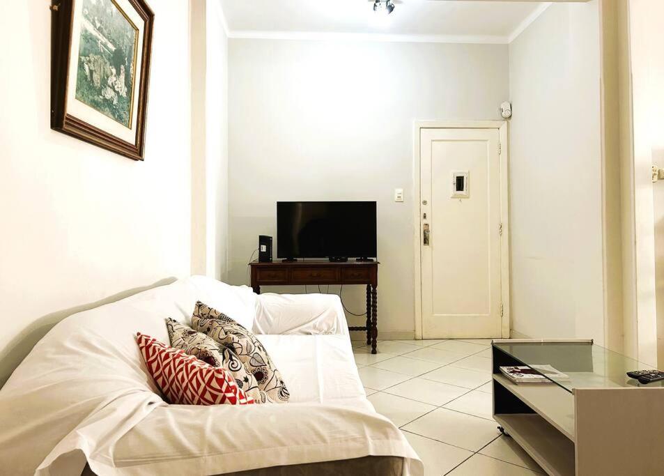 Apartamento Amplo no Posto 6 - 5