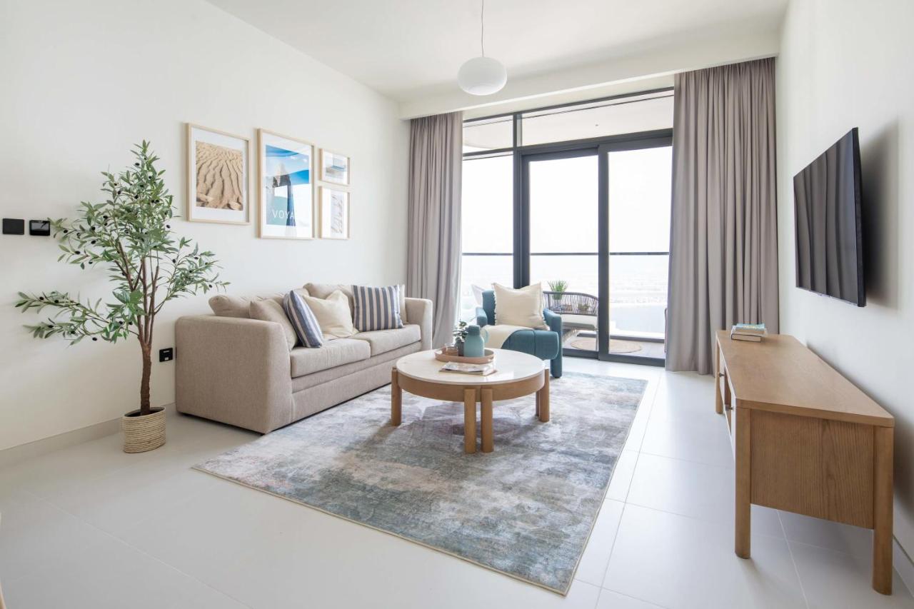 Frank Porter - Marina Vista Tower 2 - 3