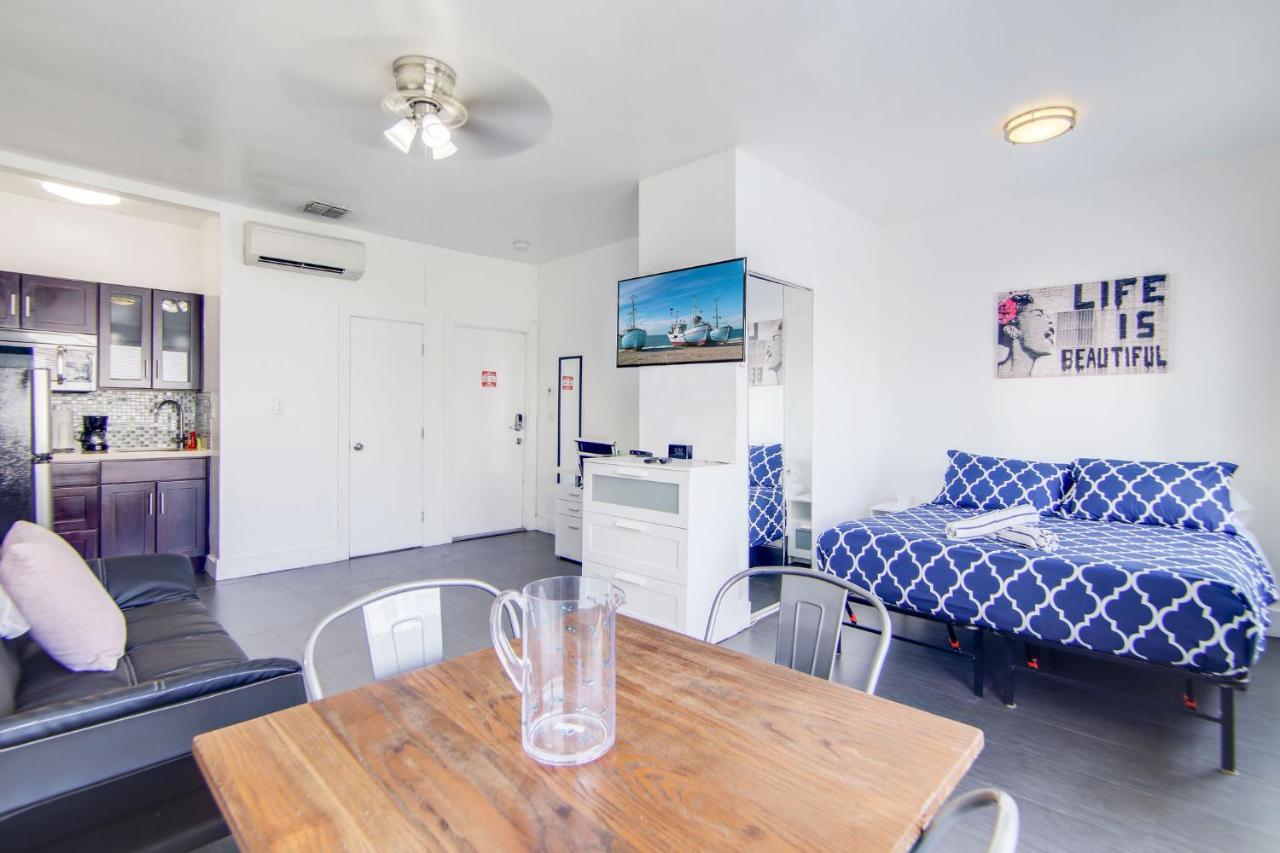 Chic Large Studio Apt Near Ocean Drive South Beach - 4