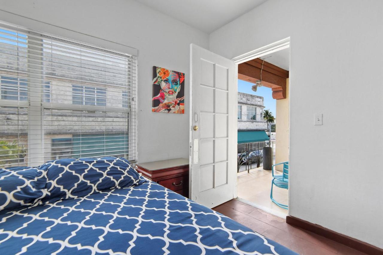 13th Street, 2 Bedroom by Deco 305-Private Balcony - 4