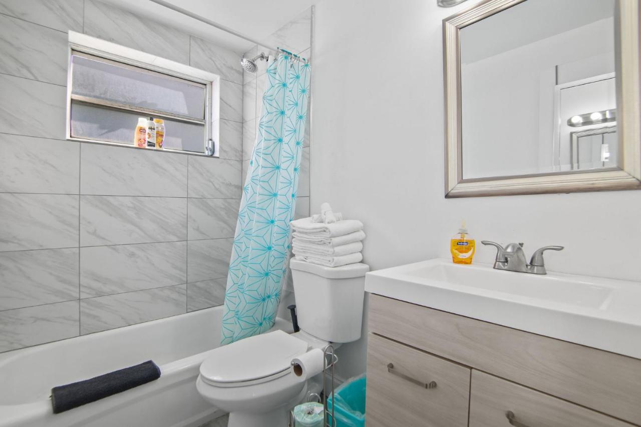 Balcony Beach View w/2 Queen beds, Ocean Dr Beach - 3