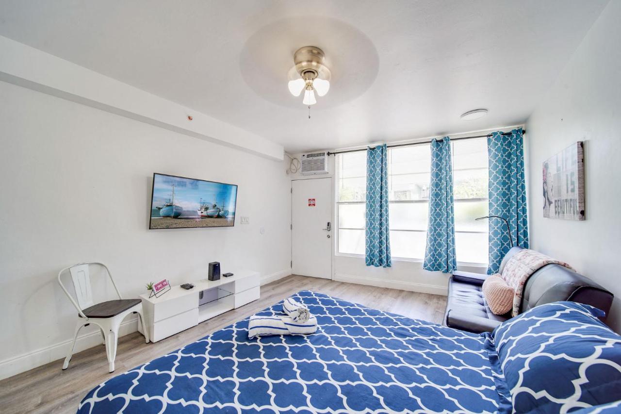 Ocean Drive Comfy apt, w/2 Queen Beds by the Beach - 3