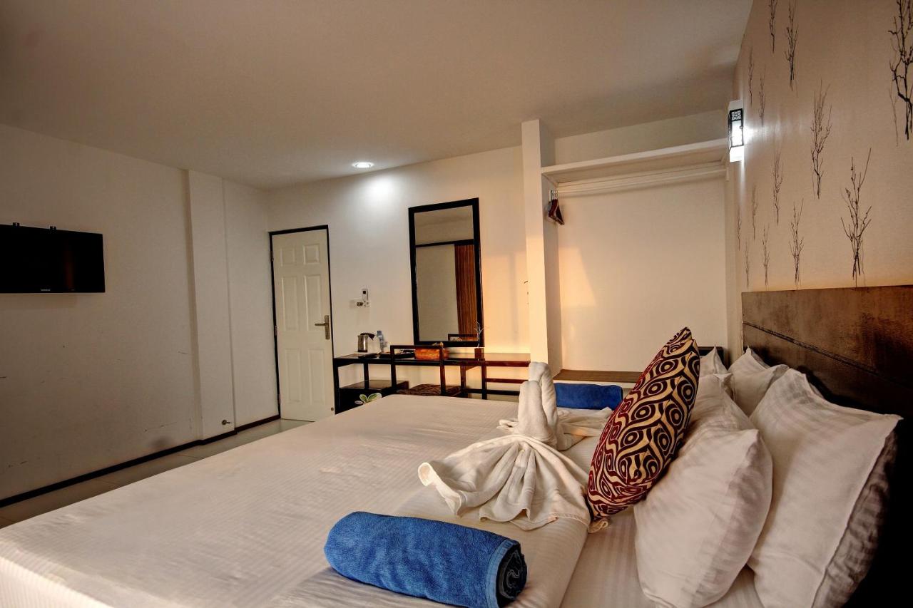 Crown Beach Villas with direct access to the Bikini Beach - 5