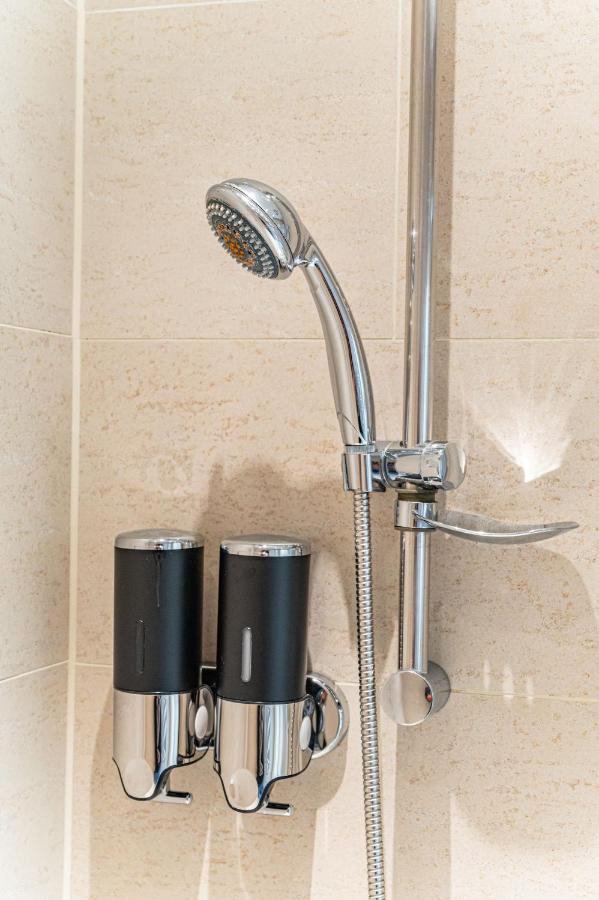 Premium 3BR-3BA in Prestigious Bloomsbury - 3