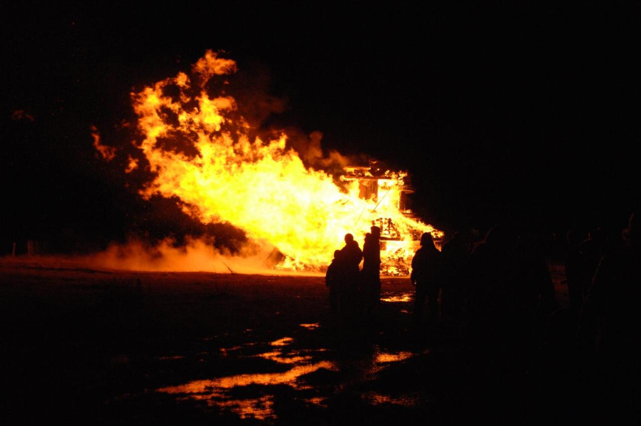 Beach: Eyvindarholt Guesthouse