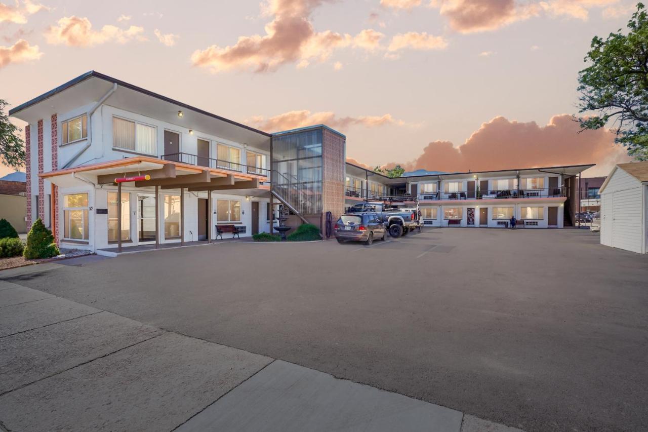 Image: Nevada Flats Hotel