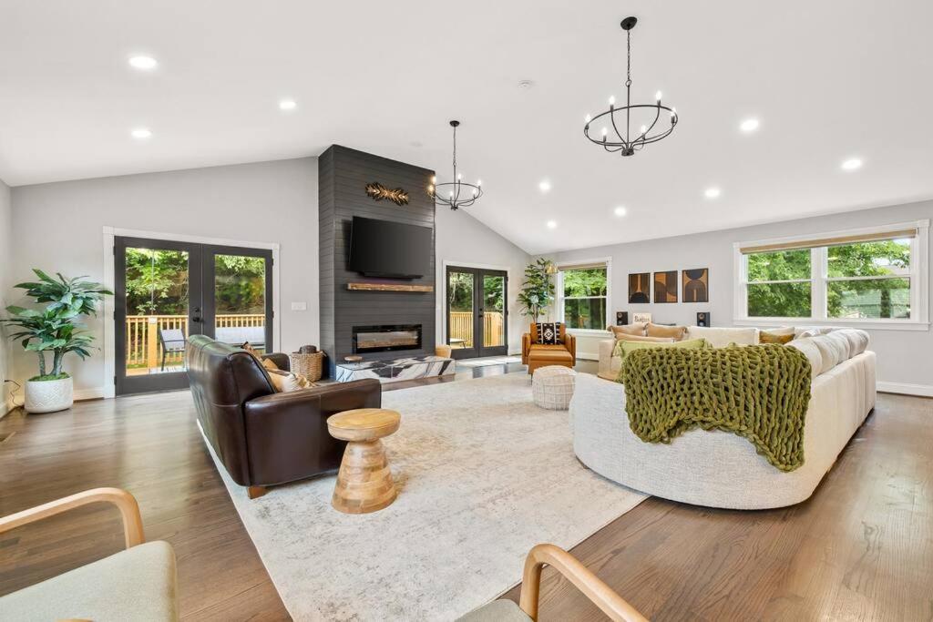 Luxury Oasis - Airport, Downtown, Opry, Lake - 5