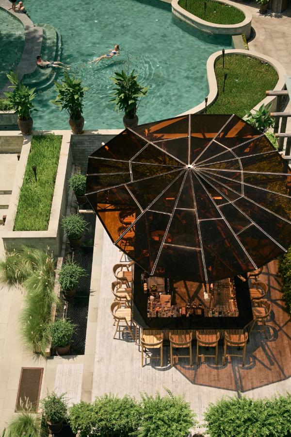 Dinso Resort & Villas Phuket, Vignette Collection by IHG - 5