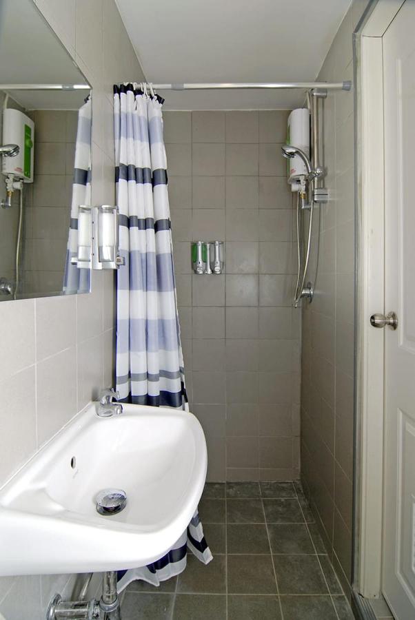 Salika Hostel Patong Phuket - 3