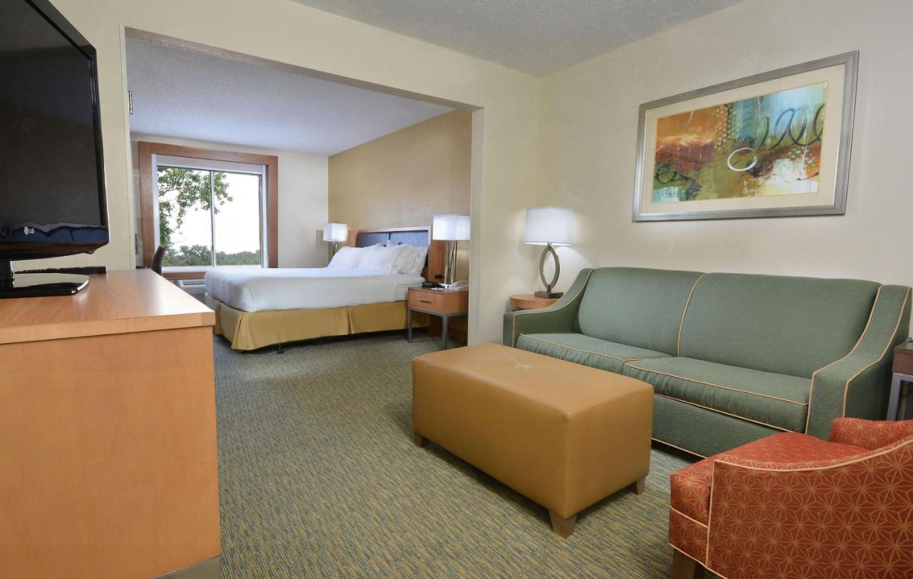 Travel Inn Express — photo 11