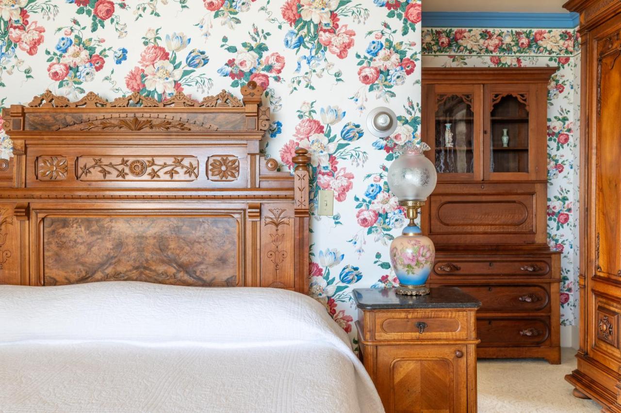 Martine Inn — photo 15