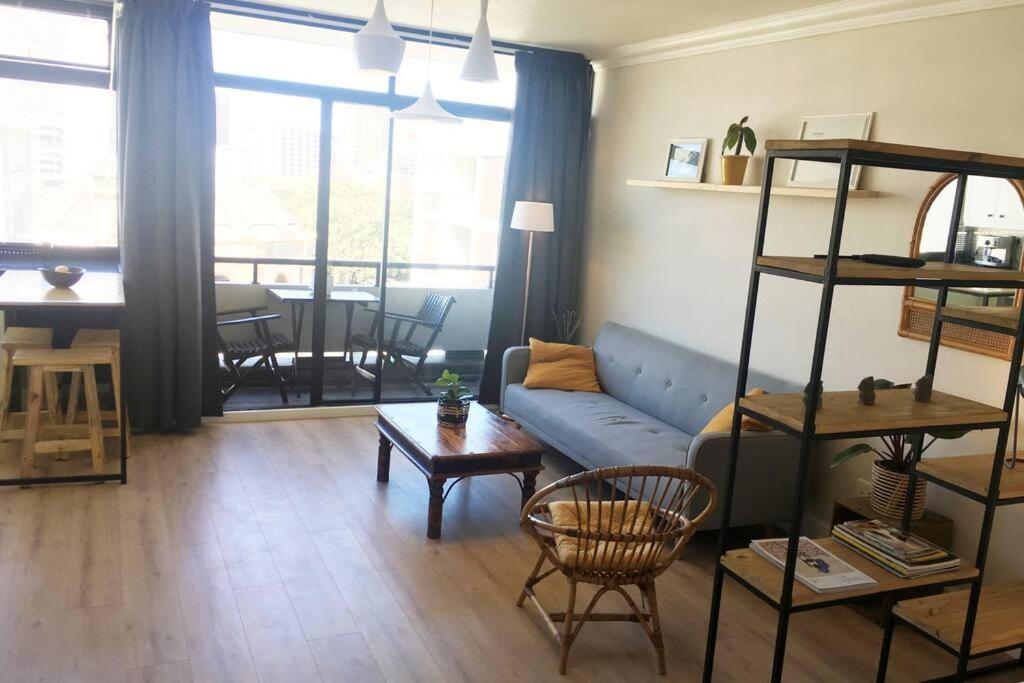 Stylish studio with swimming pool in the city bowl - 5