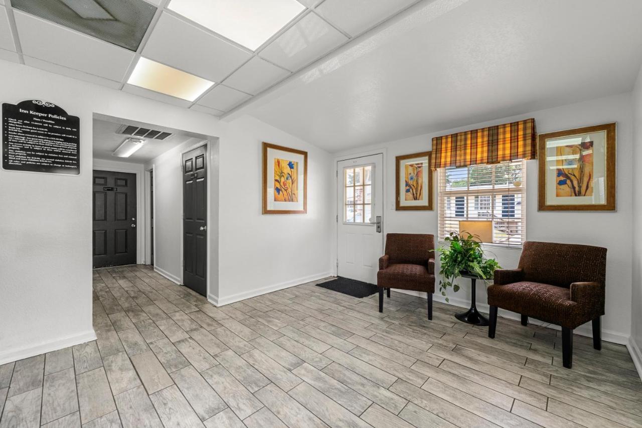 Studio Lodge Montgomery (Extended Stay) — photo 21