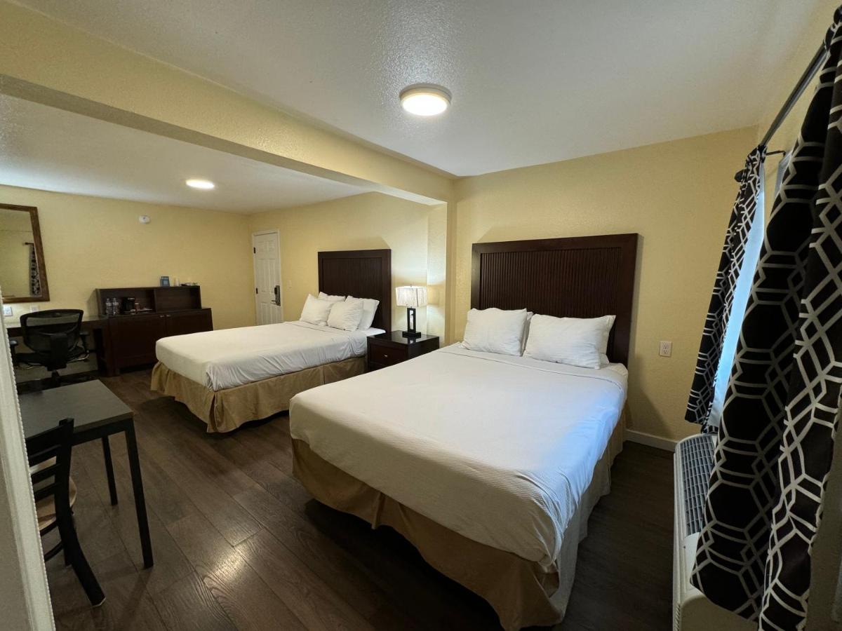 Relax Inn of Medford — photo 24