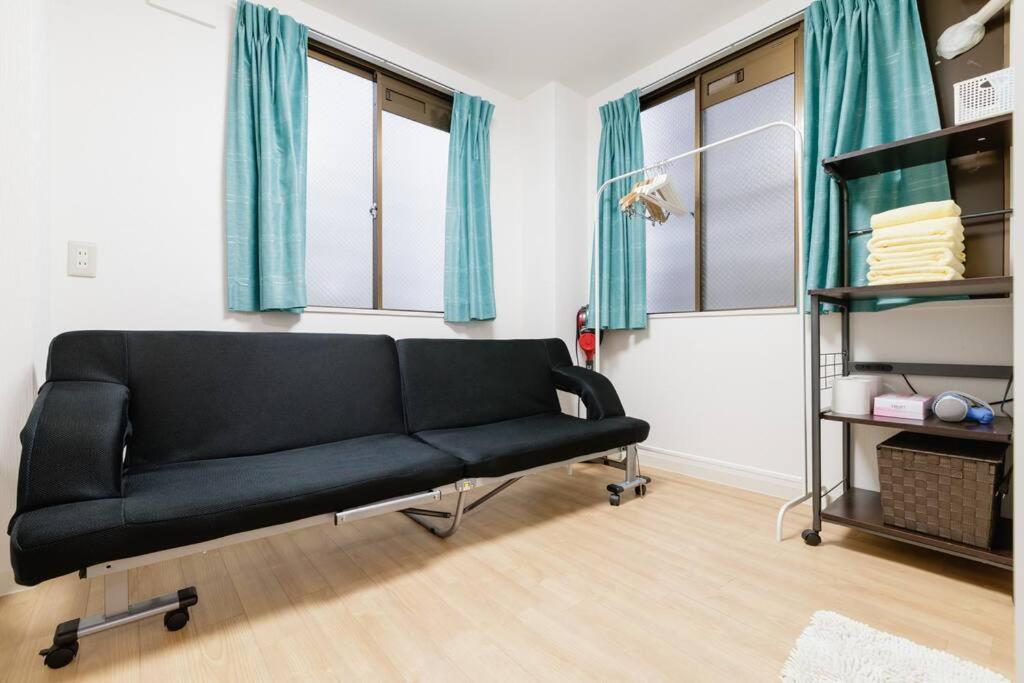 Super close to Dotonbori! Great location room#402 - 5