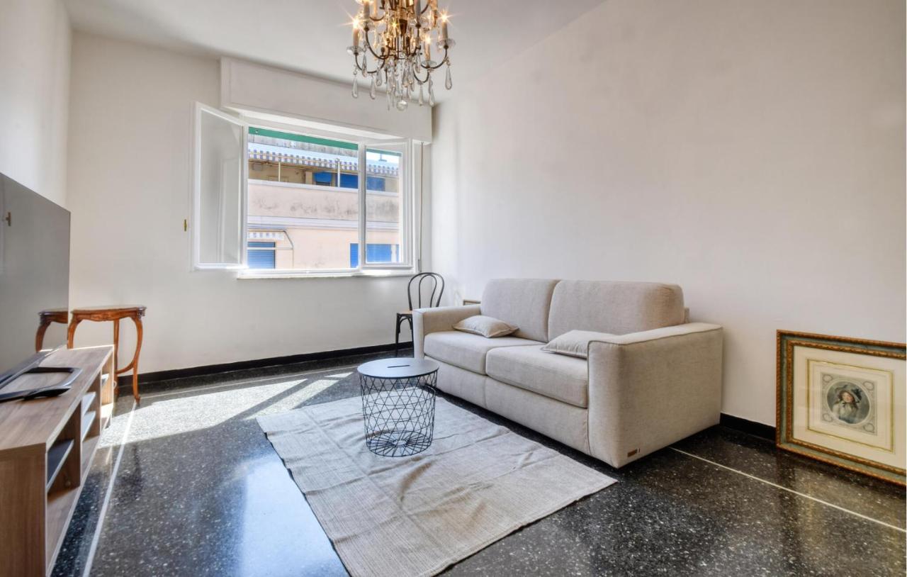 1 Bedroom Stunning Apartment In Recco - 2