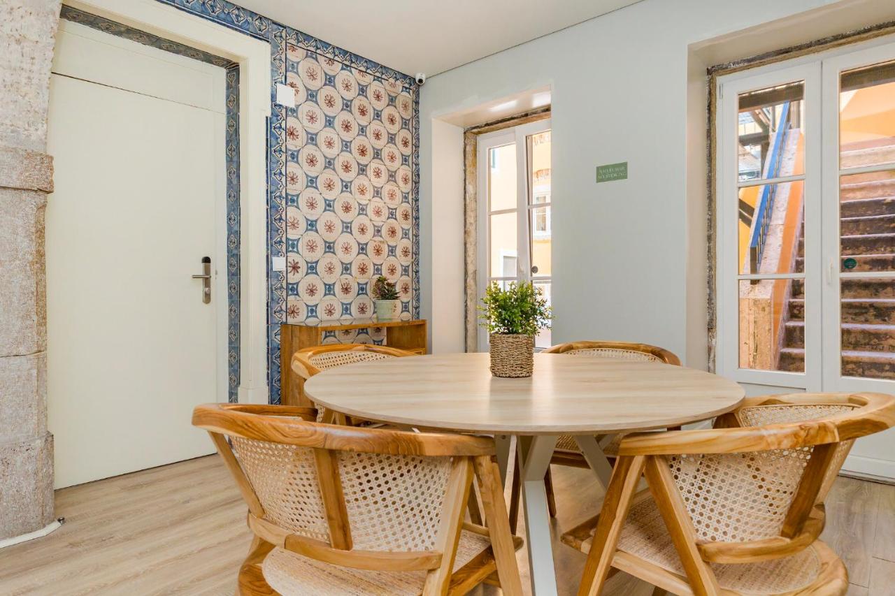 Metropolitan Living Lisbon - Janelas Verdes - 5