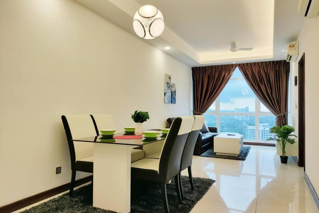 Delight Homestay Paragon Residences - 5