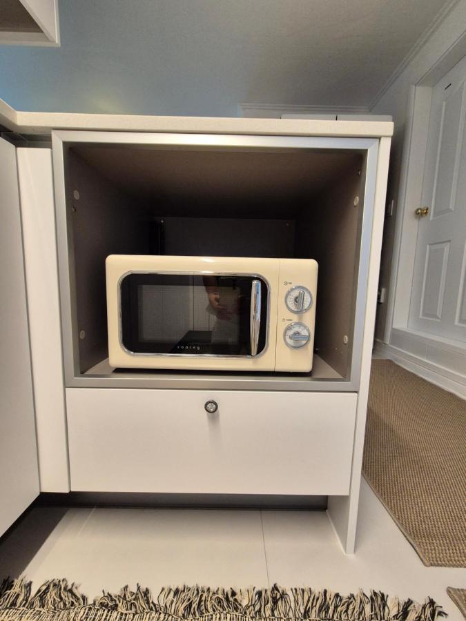 Sophie House foreigners women only - 5