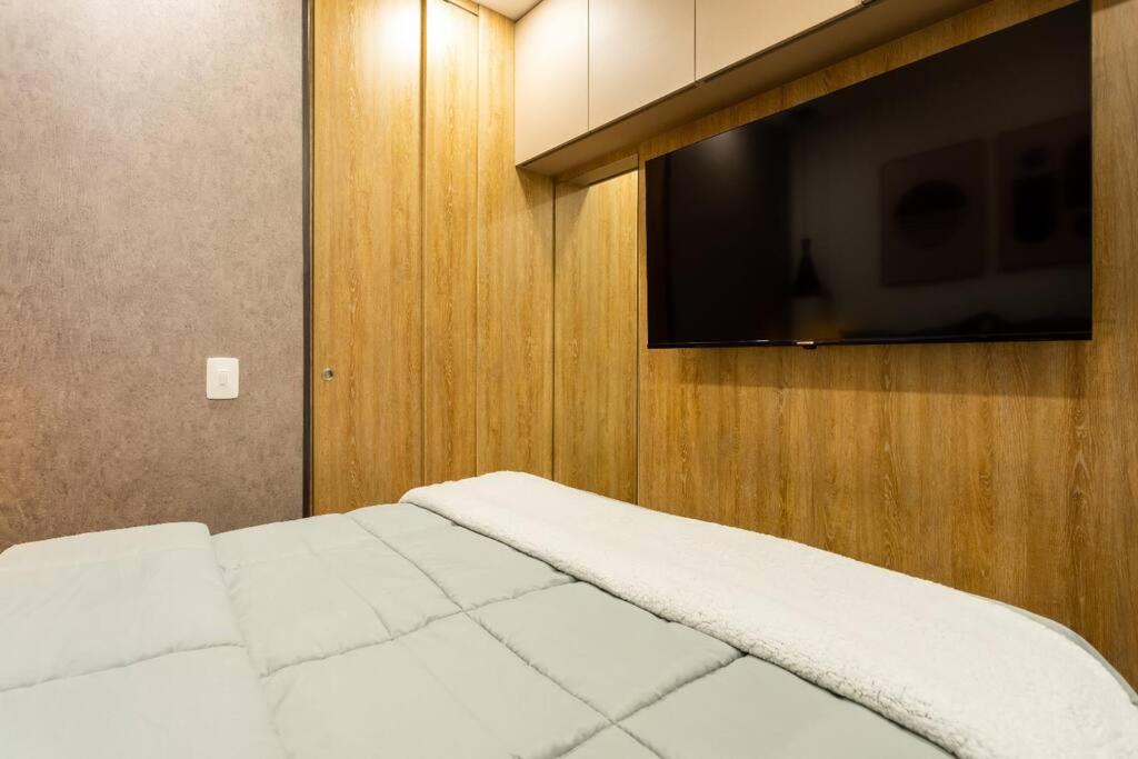 Excellent Location Brand New Apartment in Santa Barbara - 4