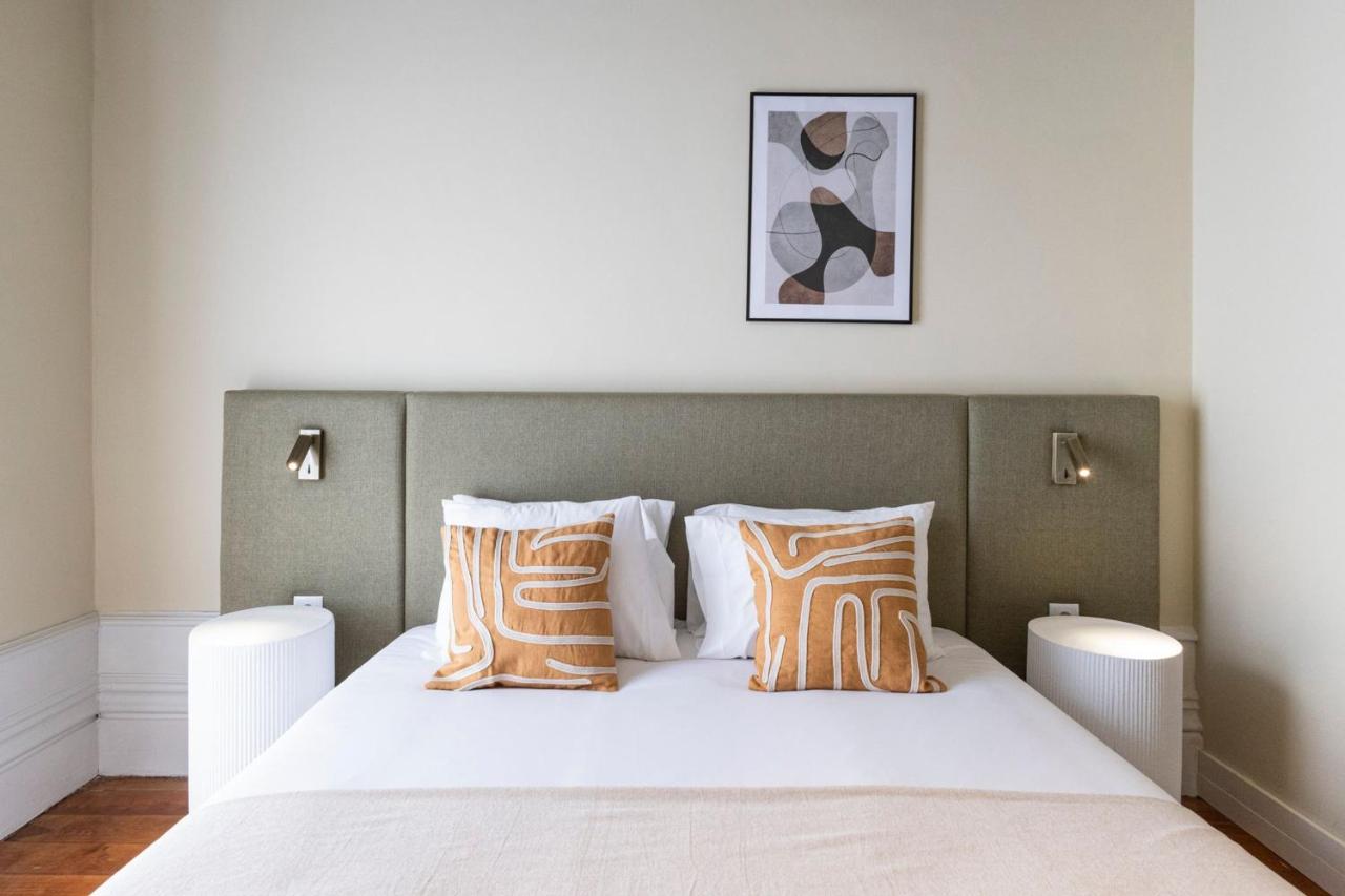 Guesthouse Bonjardim by LovelyStay - 3