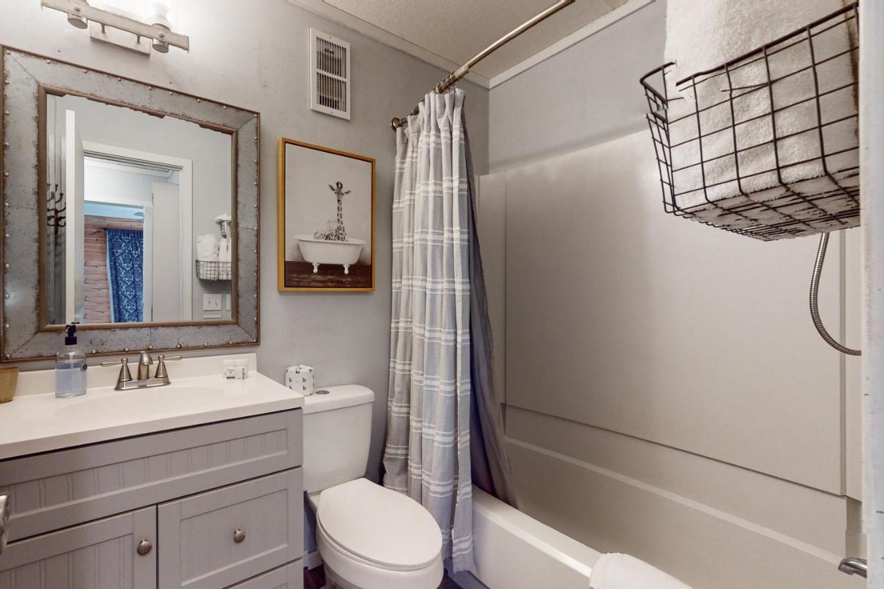 Pinnacle Inn Resort HOA — photo 8