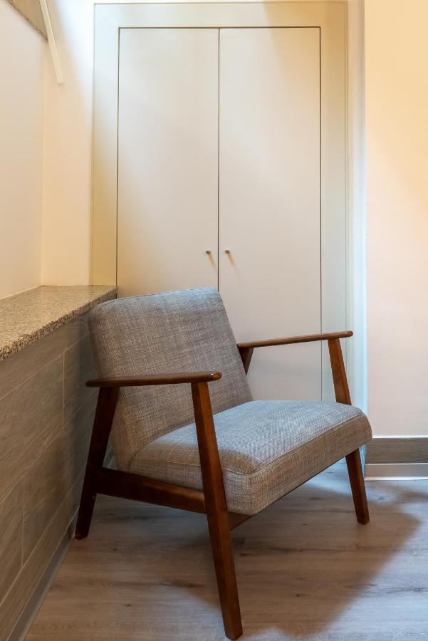Host Wise - Colourful Cozy Flat - 5
