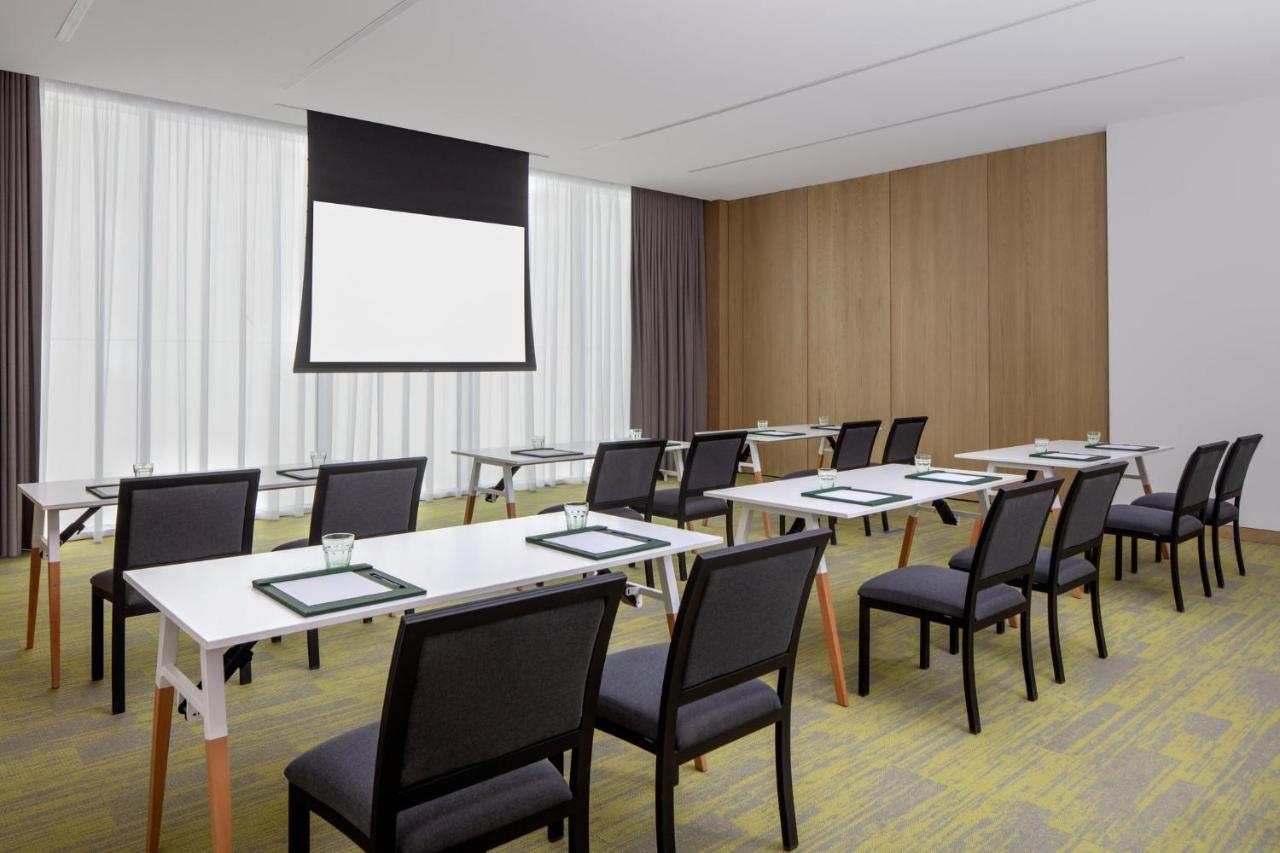Holiday Inn Dubai Business Bay by IHG - 5