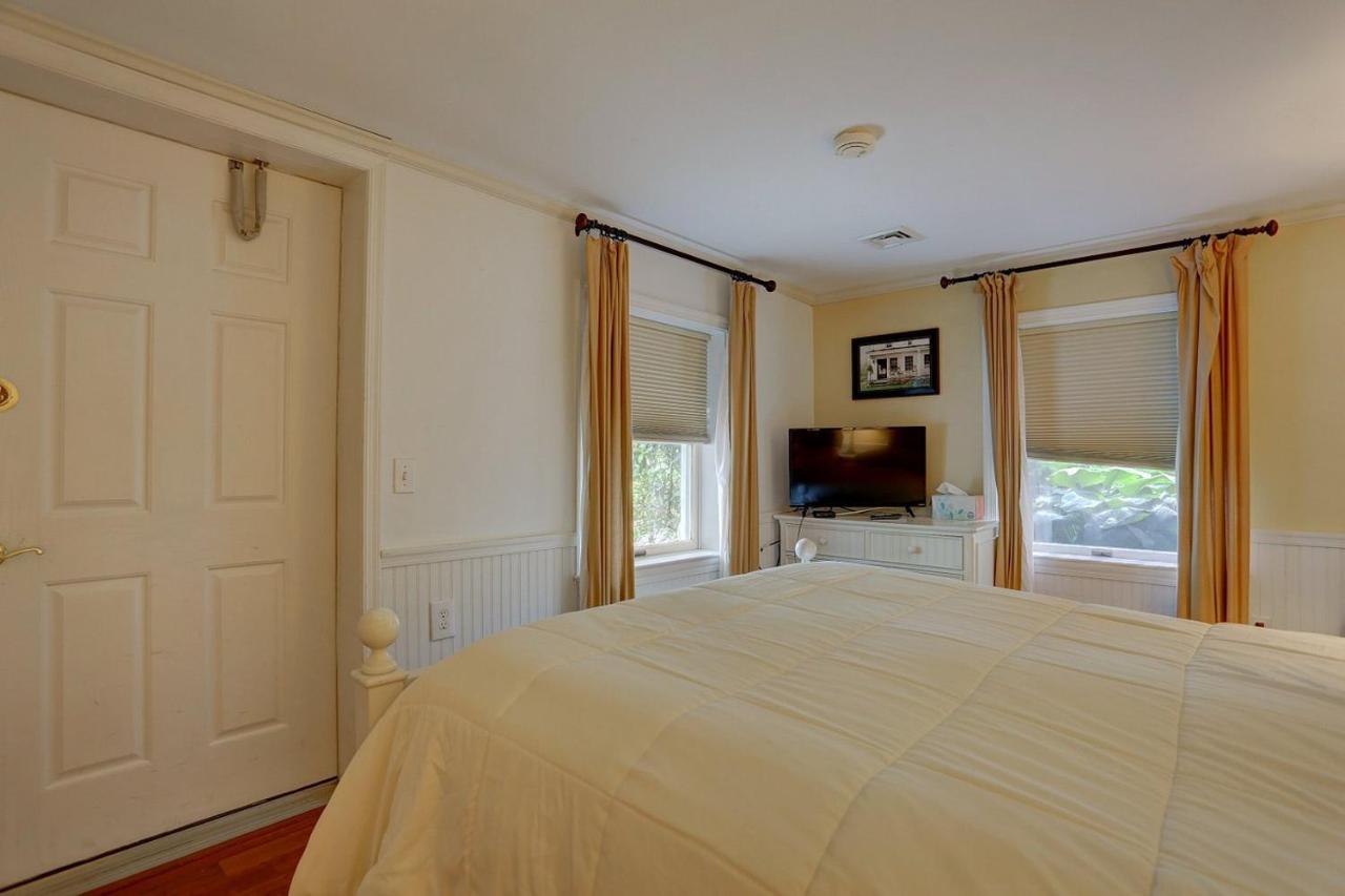Greystone Manor Bed & Breakfast — photo 5