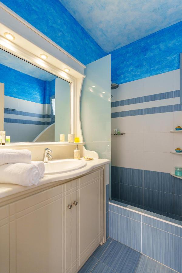 Blue Eyes Beach Villas - 3