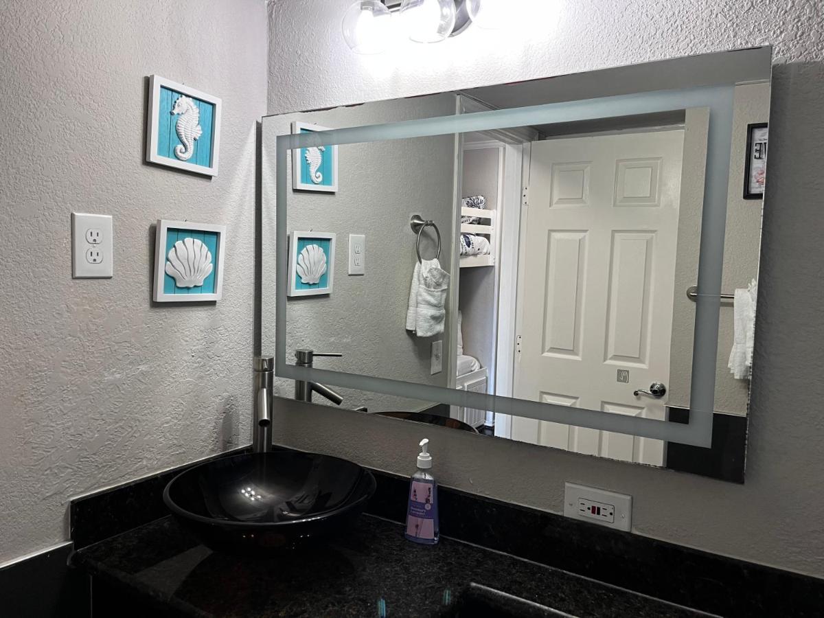 Cozy Condo, Galveston Seawall, Gulf View — photo 18