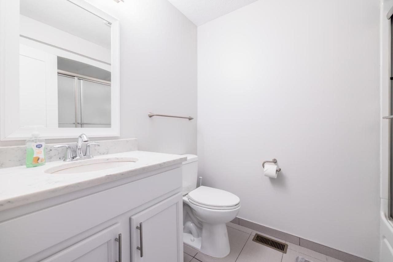 Town House Motel — photo 15