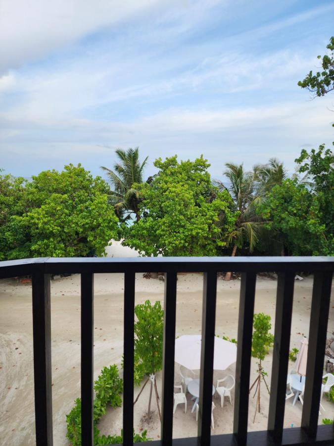 Nikabliss Dhigurah - 5