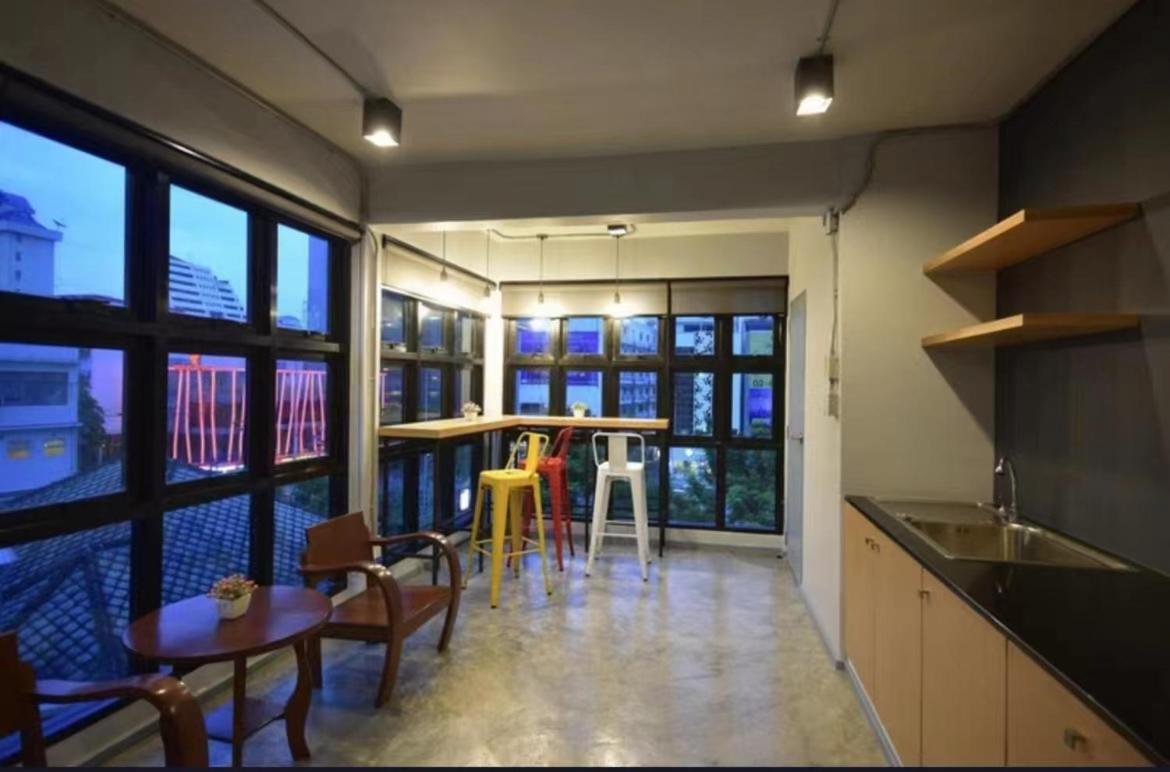 Bangkok Chat box Hostel - 4