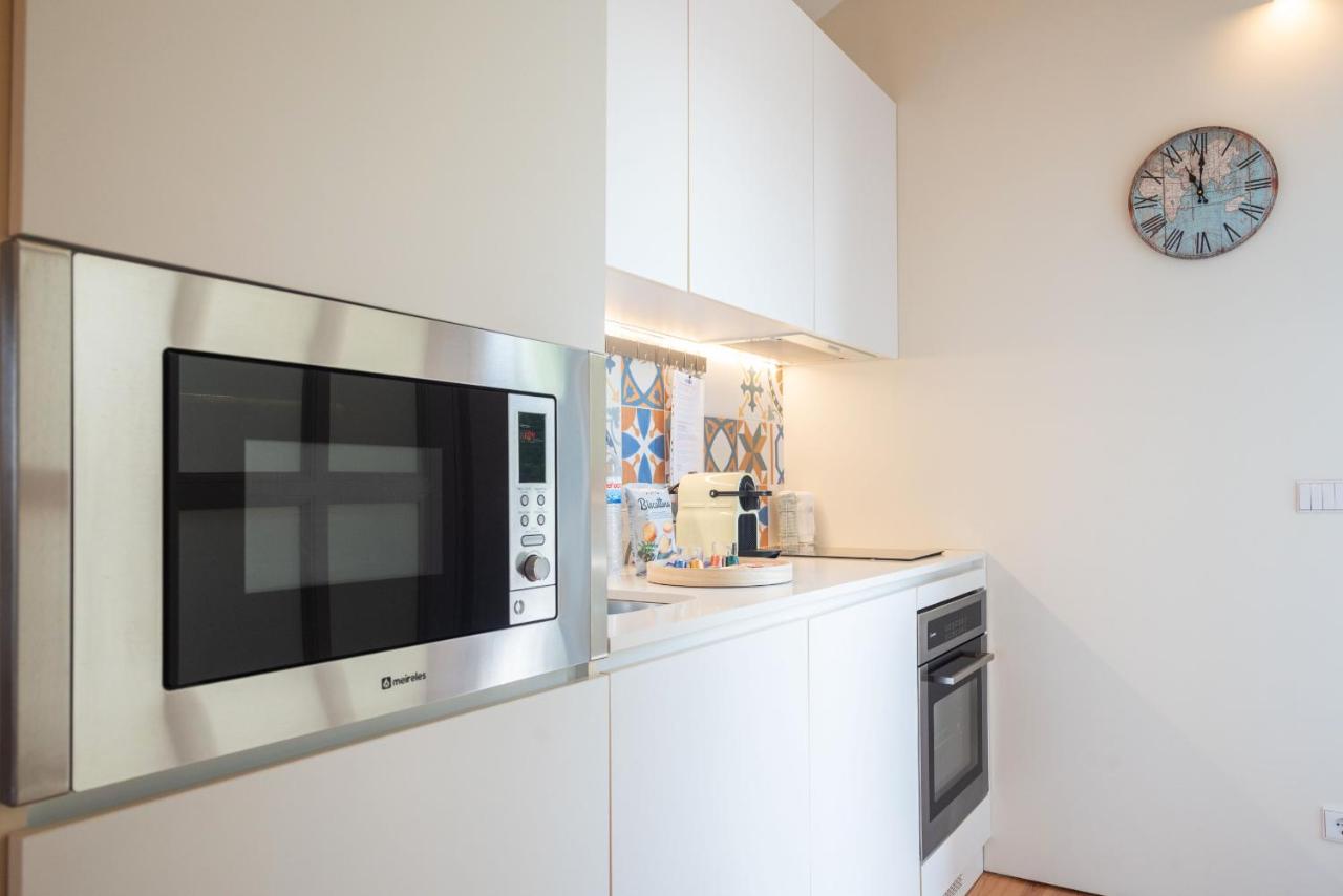 Panoramic luxury apartment w AC Downtown and Metro - 5