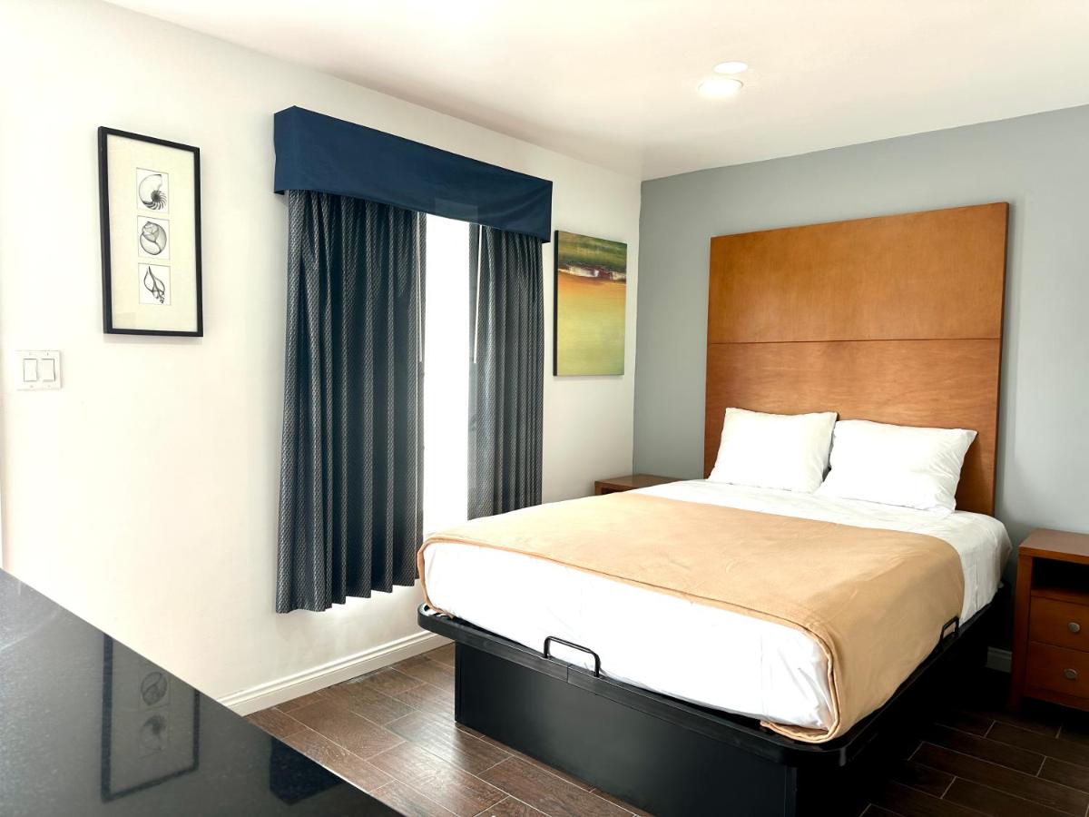 Oceanside Inn & Suites — photo 10