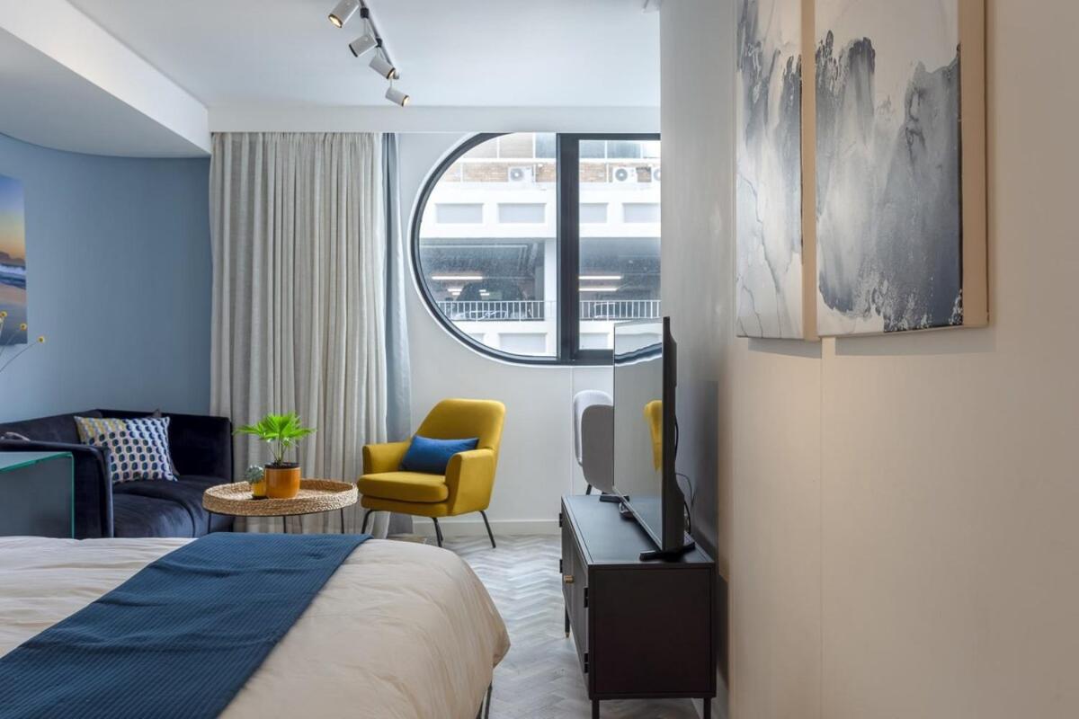 Elegant City Pad - 5