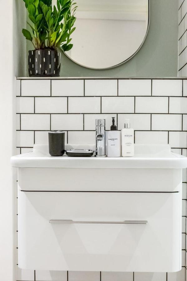 Elegant City Pad - 3