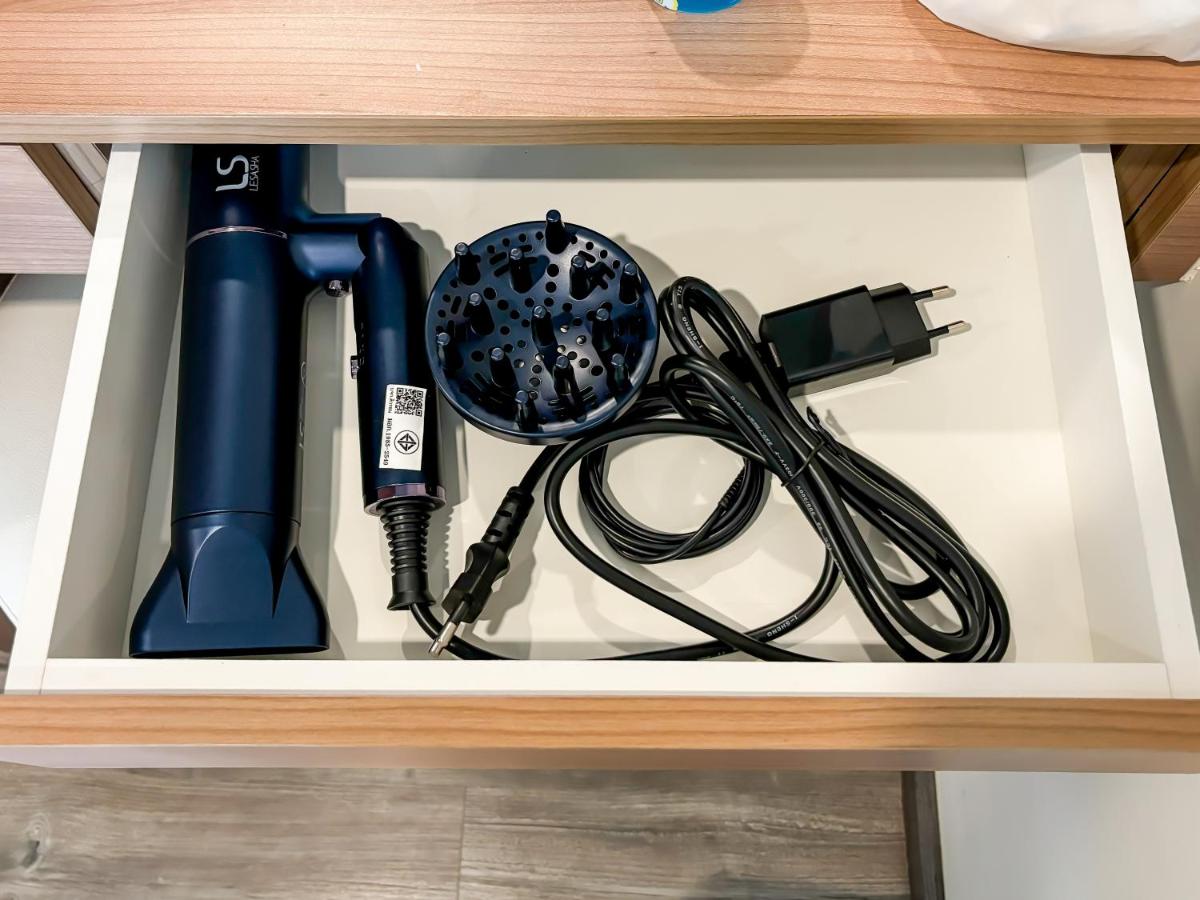 The Deck condominium Patong beach - 3